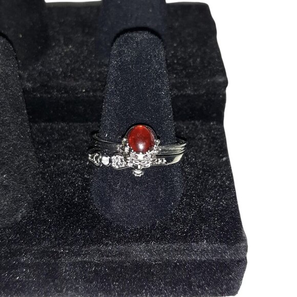 Skull Design White Gold Filled Ring With Red Zircon Stone Size 9 Sliver Tone - Picture 3 of 5